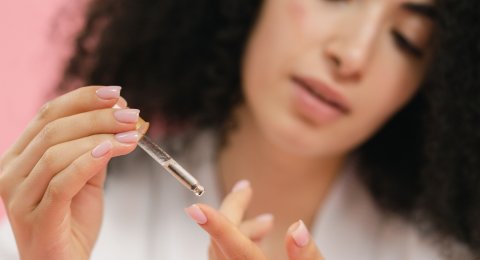 Ekologiczny olej rycynowy: kiedy i jak go stosować?