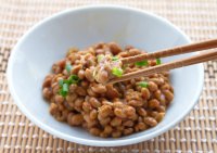 Witamina K - źródła. Gdzie znajdziemy witaminę K1 i K2?